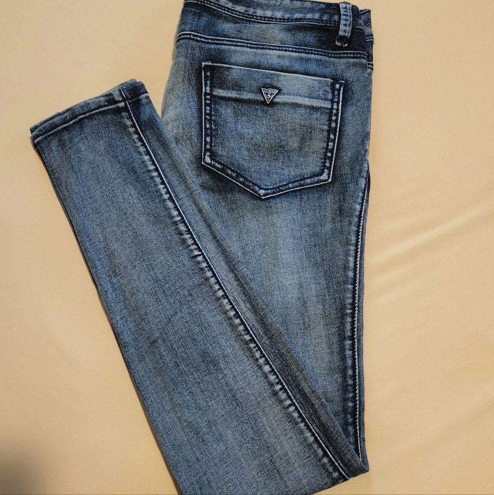 Guess Skinny Jeans NWOT